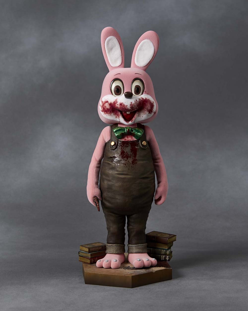 Creation At Works. SILENT HILL 3: Robbie the Rabbit 1/6 Scale